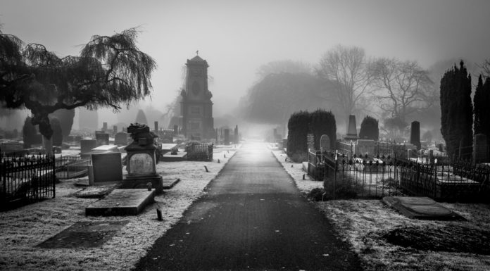 Soñar con cementerio | Significado e interpretaciones más comunes Soñar con cementerio