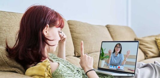 Psicólogo online: una forma efectiva, flexible y segura de iniciar terapia por-que-y-como-buscar-un-psicologo-online